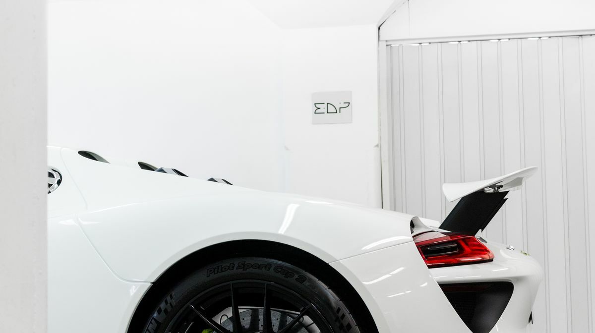 918 Spyder Carrera White