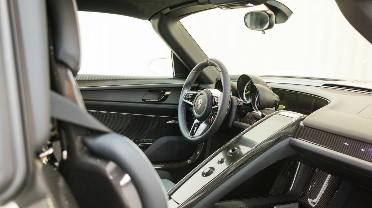 918 Spyder Carrera White