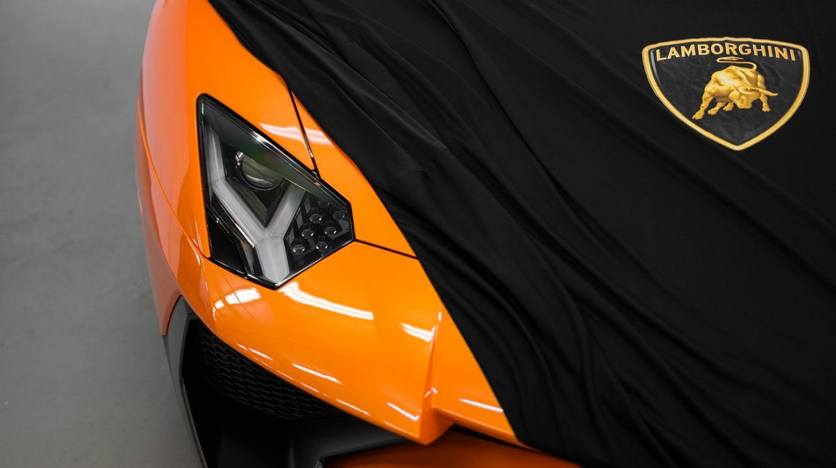 Aventador SV Arancio Borealis