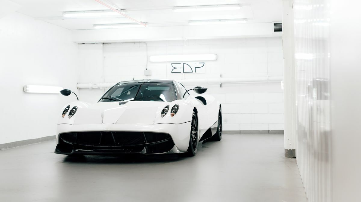 Huayra Tempesta Bianco Benny