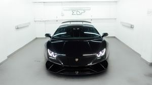 Huracan Performante Black