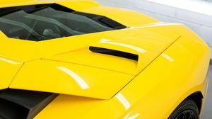 Aventador S Giallo Orion