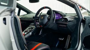 Huracan Performante Grigio Titans