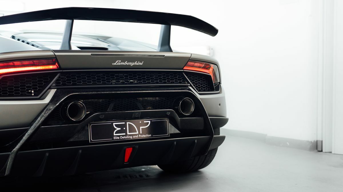 Huracan Performante Grigio Titans