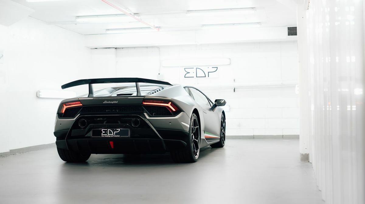 Huracan Performante Grigio Titans