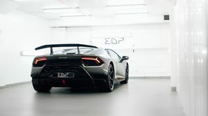 Huracan Performante Grigio Titans