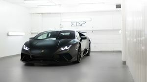 Huracan Performante Nero Nemesis
