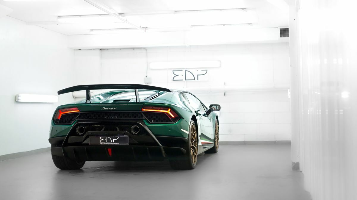 Huracan Performante Verde Oliver