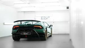 Huracan Performante Verde Oliver