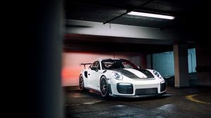 991.2 GT2RS Weissach Carrera White