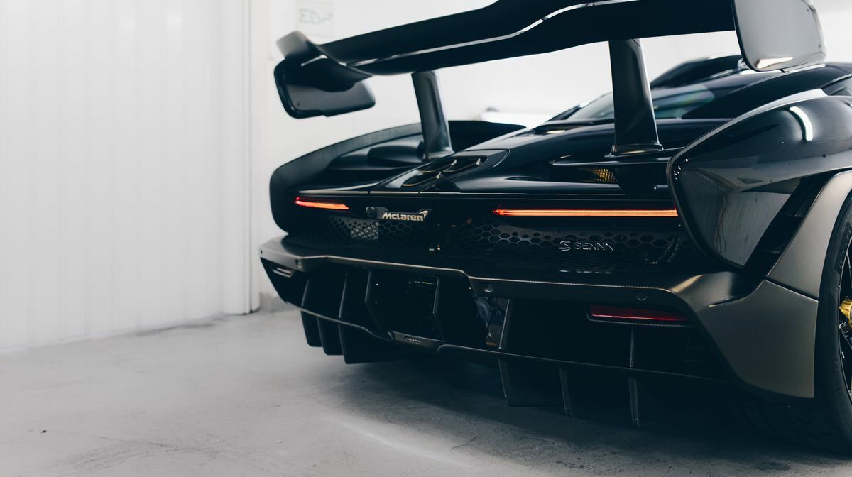 Senna Gotham Black