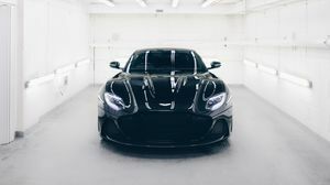 DBS Superleggera Onyx Black