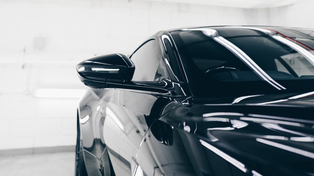 DBS Superleggera Onyx Black