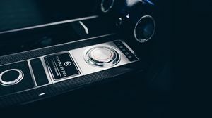 Range Rover SVO