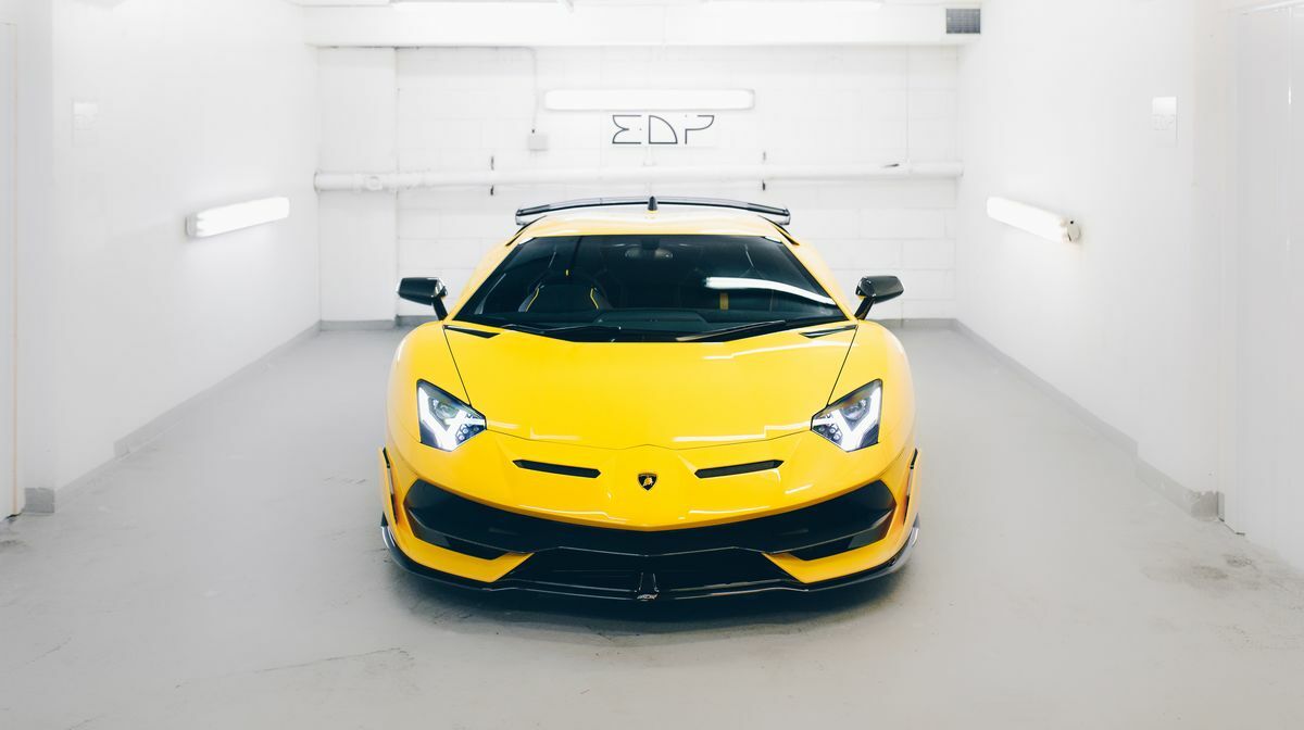 Aventador SVJ Giallo Orion