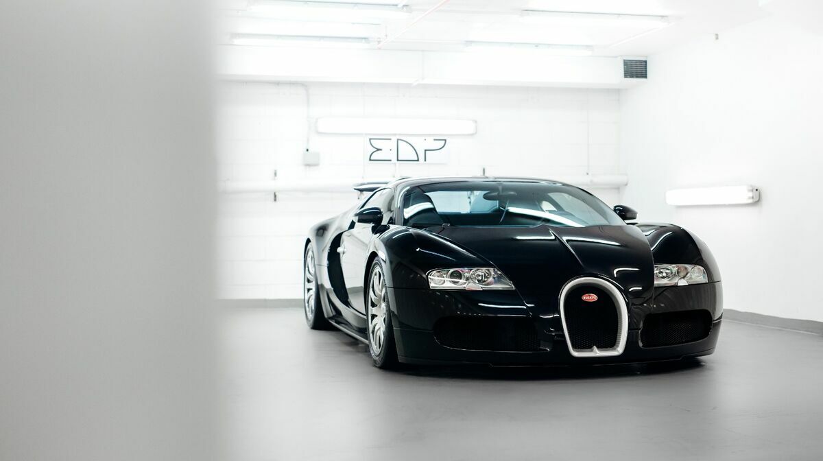 Veyron 16.4 Black