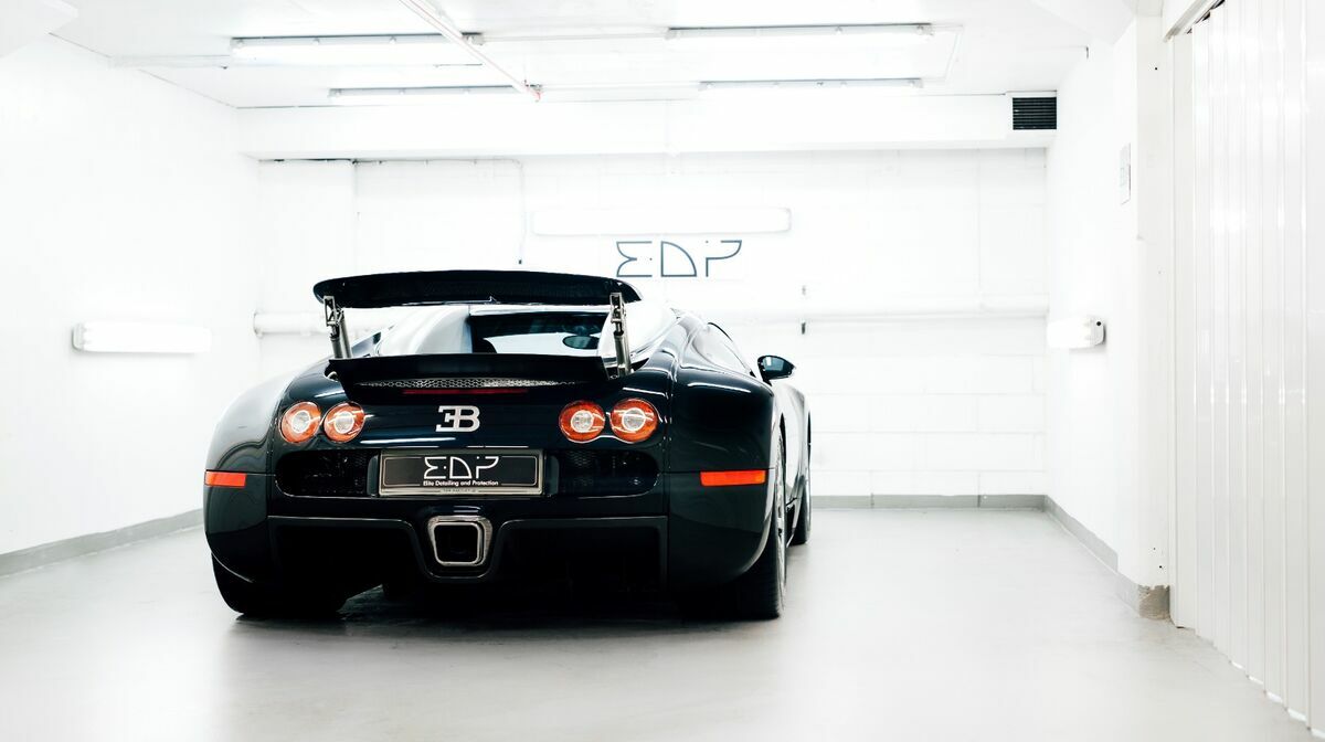 Veyron 16.4 Black