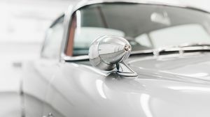 Aston Martin DB5 Silver
