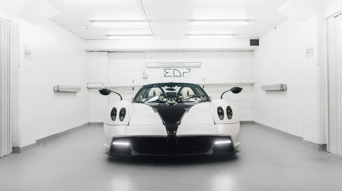 Huayra Roadster Bianco Benny Opaco