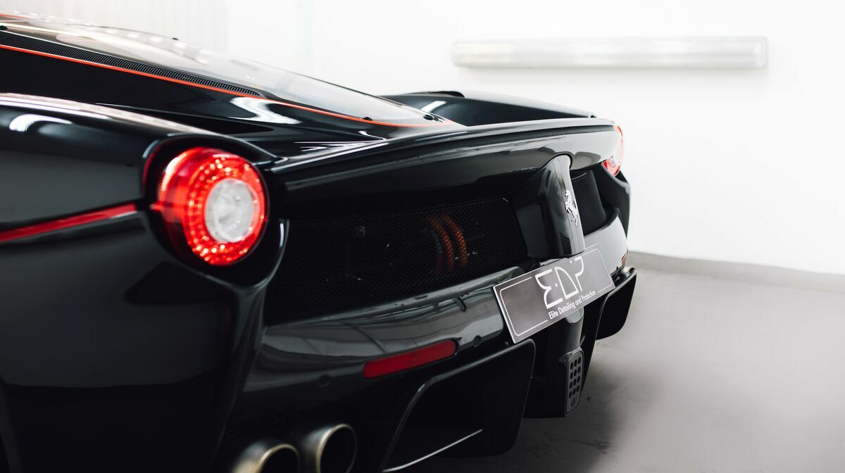 LaFerrari Aperta Nero Daytona