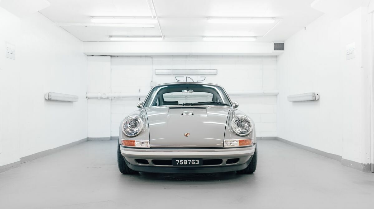 911 