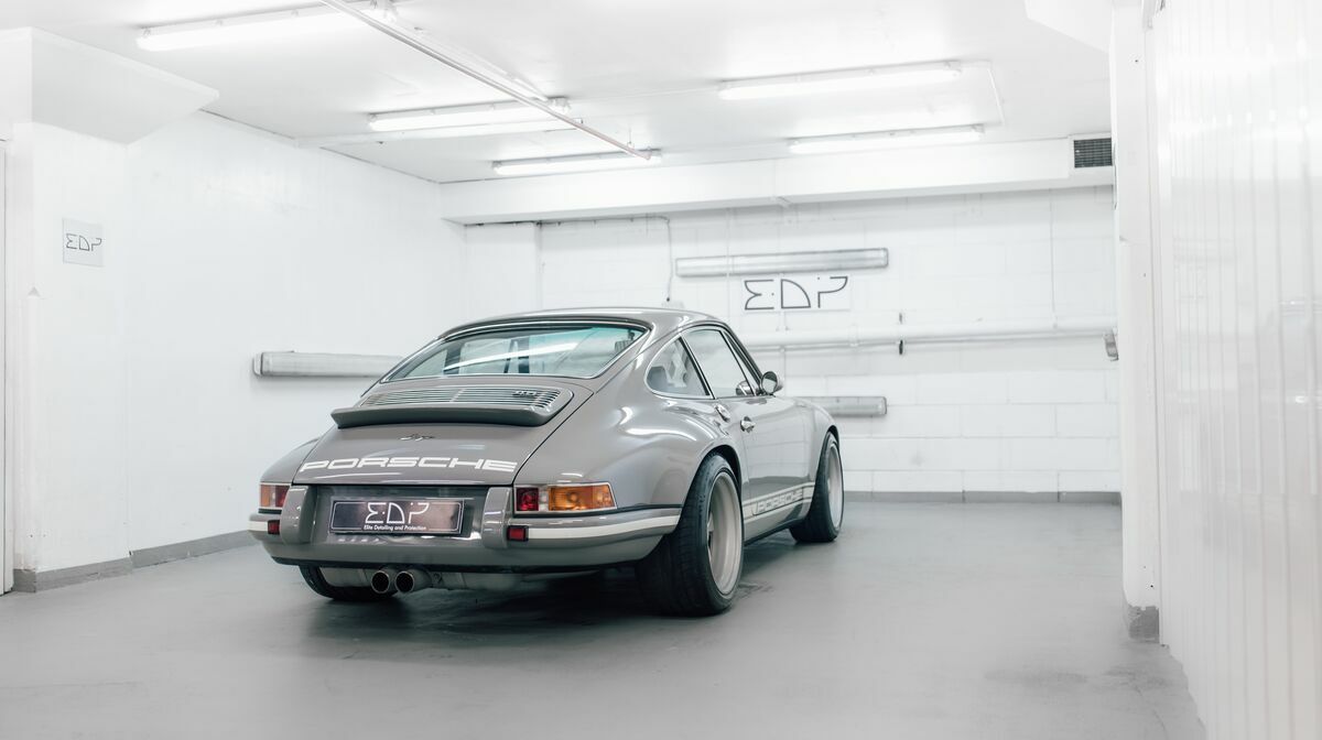 911 