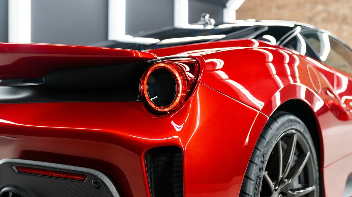488 Pista Rosso Fuoco 