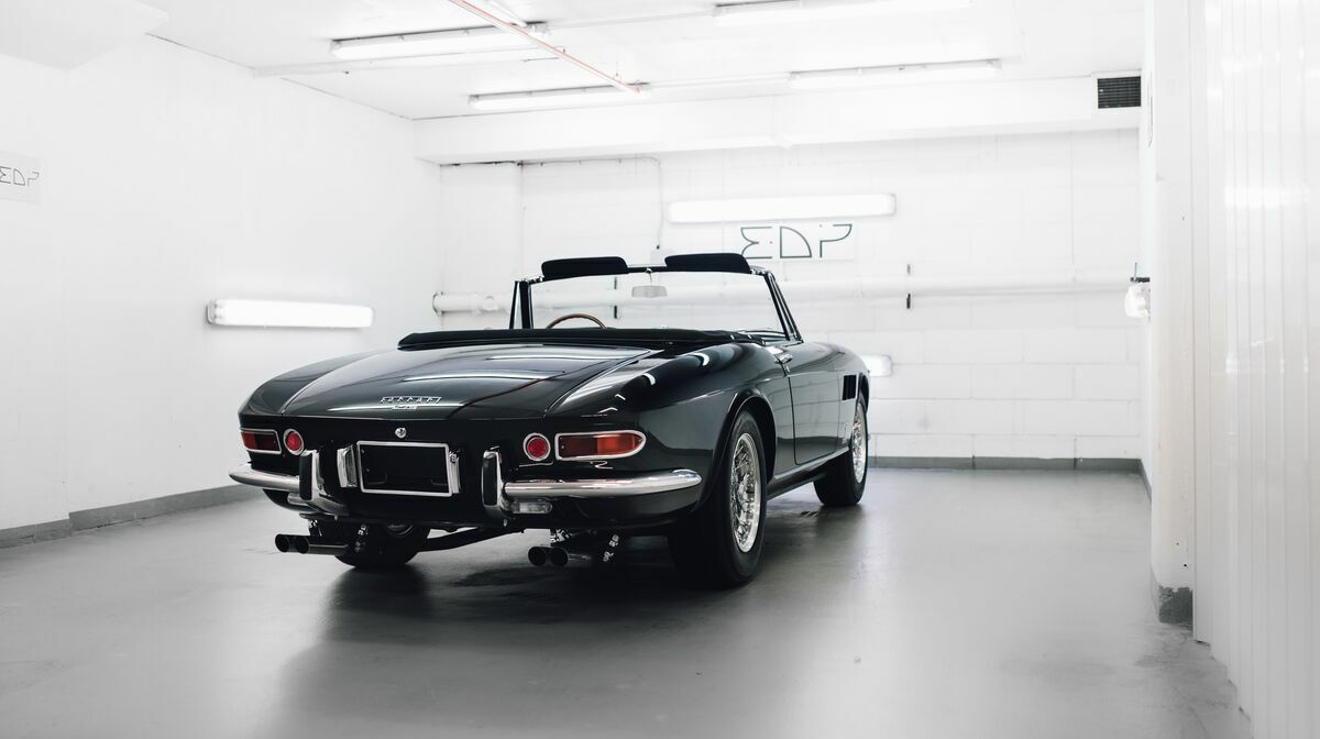 275 GTS Nero