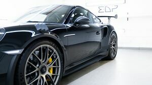 991.2 GT3RS Weissach Black