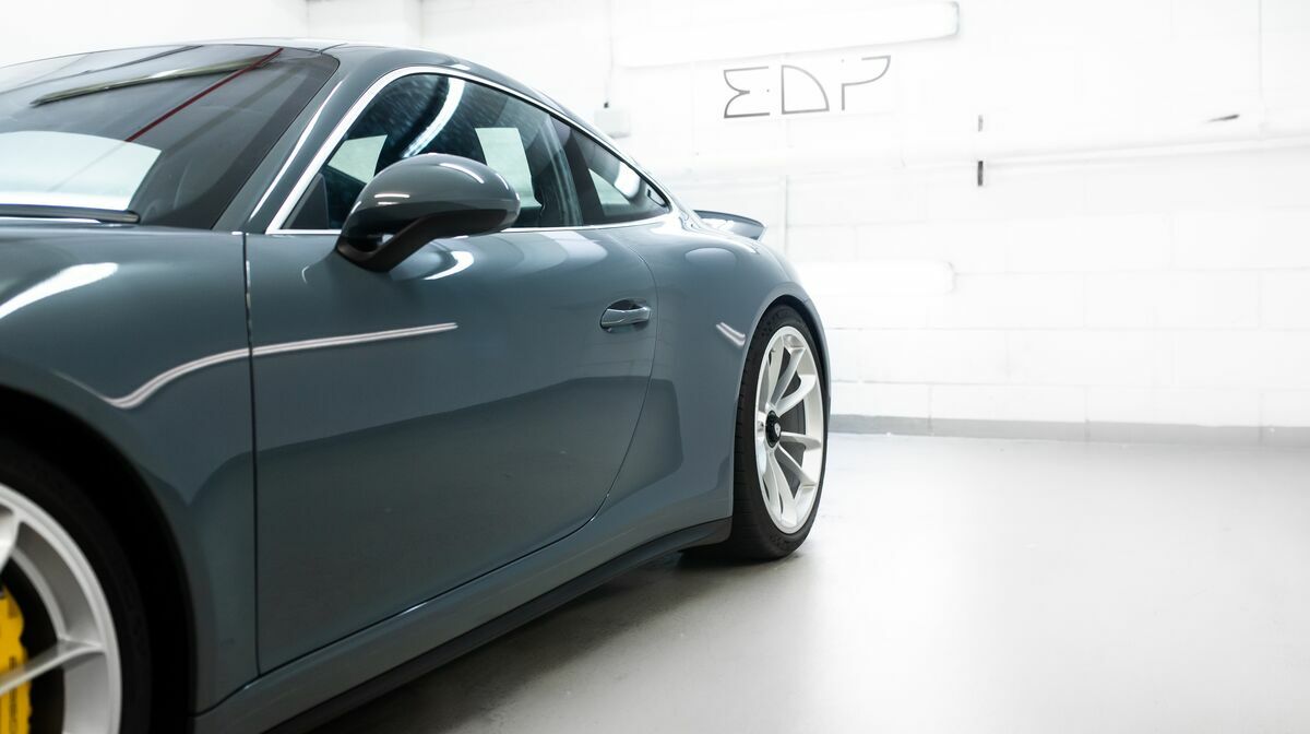 991.2 GT3 Touring Graphite Blue 