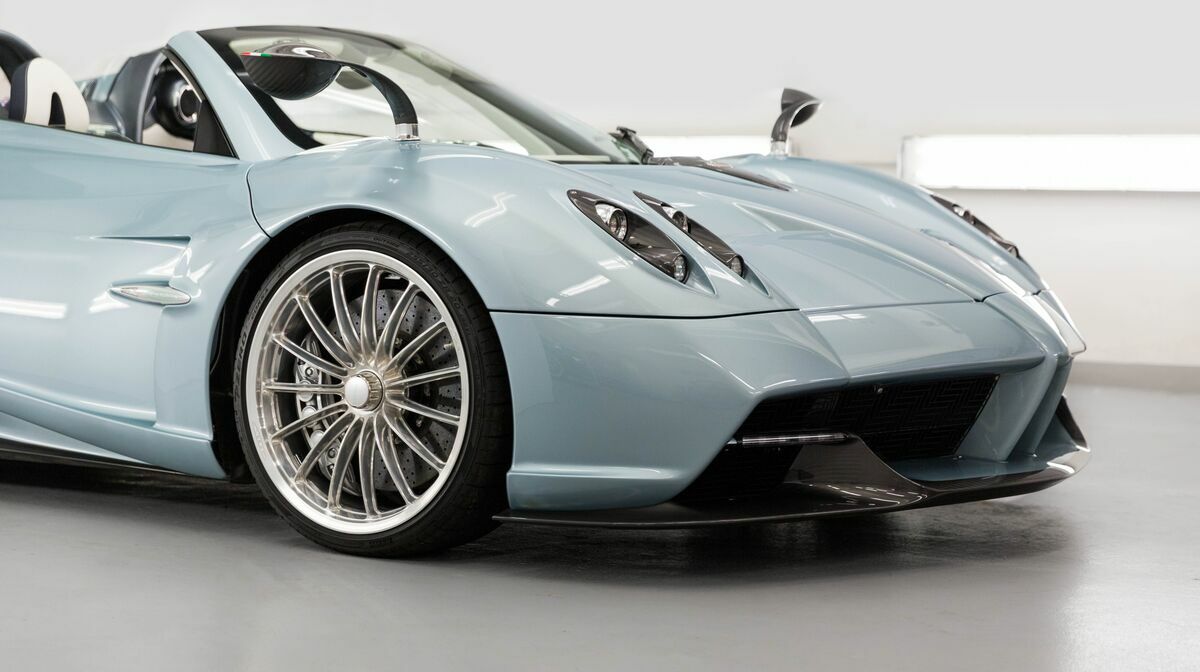 Huayra Roadster Azzuro Sardegna