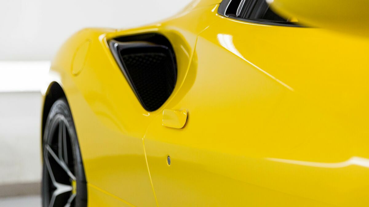 488 Pista Spider Giallo Triplostrato 