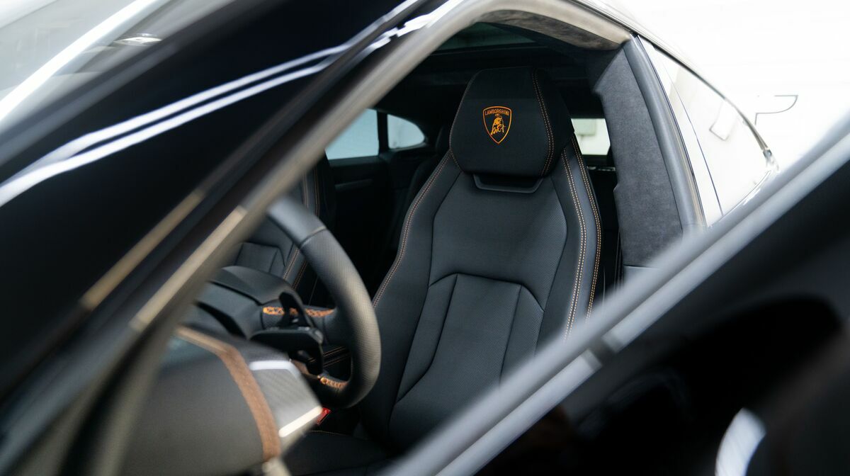Urus Nero Noctis