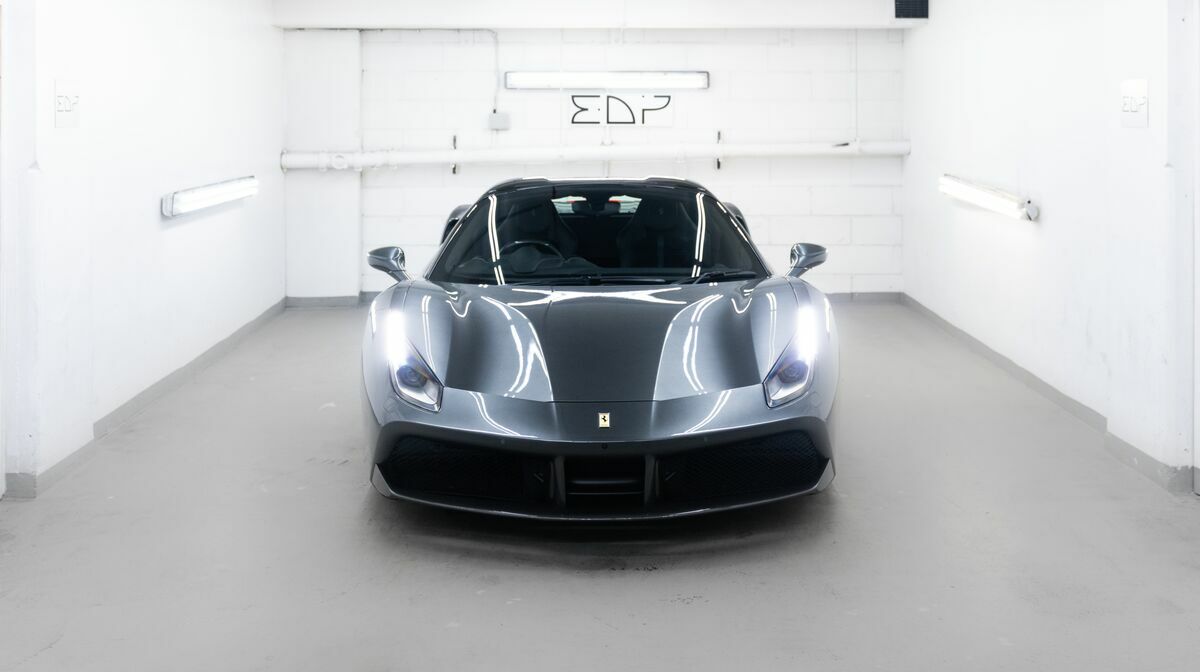 488 Spider Grigio Silverstone
