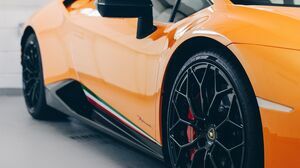 Huracan Performante Arancio Anthaeus
