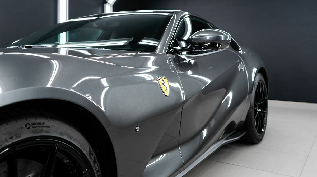 812 Superfast Grigio Silverstone