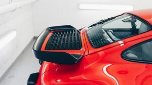 930 Turbo Guards Red