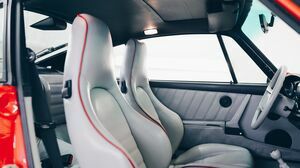 930 Turbo Guards Red