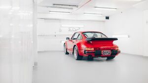 930 Turbo Guards Red