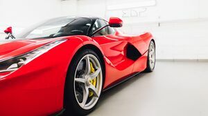 LaFerrari Rosso Corsa