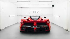 LaFerrari Rosso Corsa