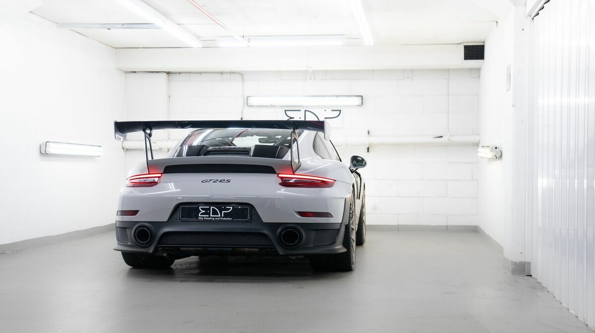 991.2 GT2RS Weissach Crayon