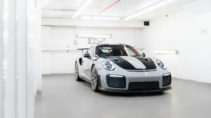 991.2 GT2RS Weissach Crayon