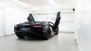Aventador S Roadster Nero Pegaso