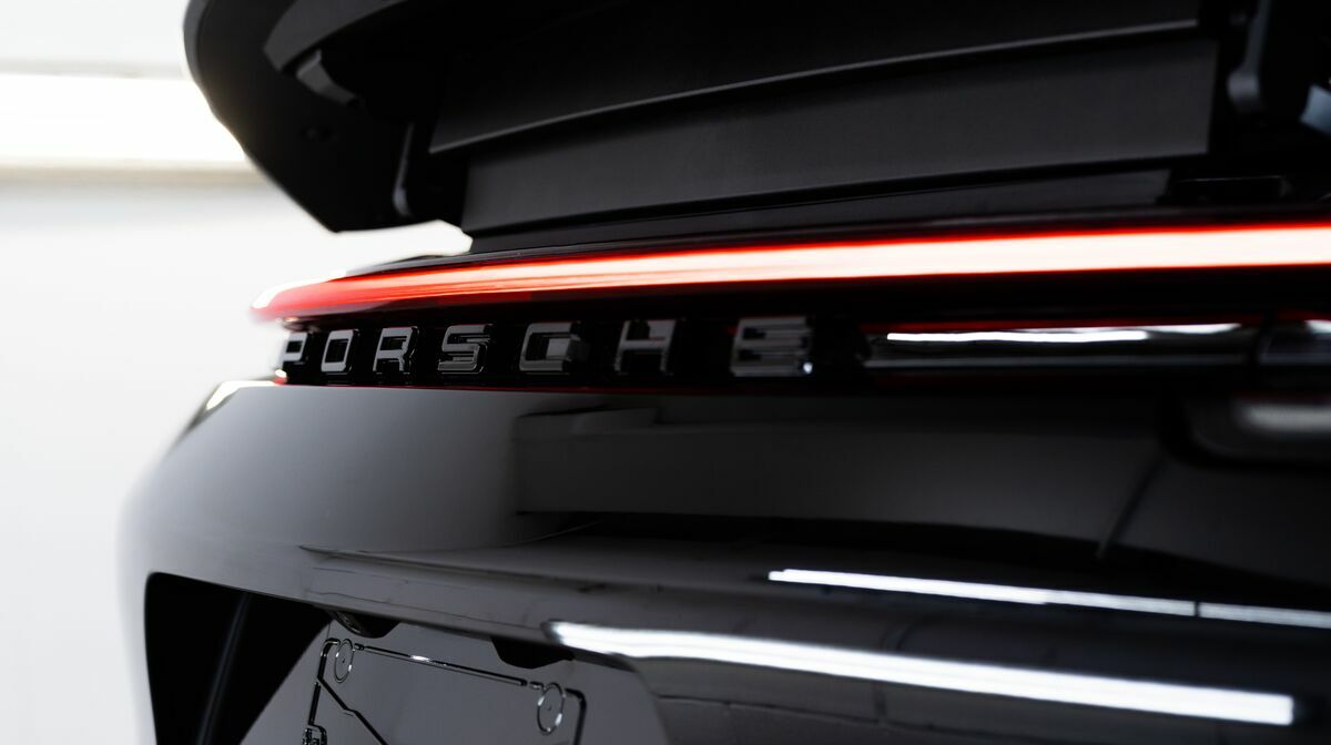 992 Carrera 4S Jet Black Metallic