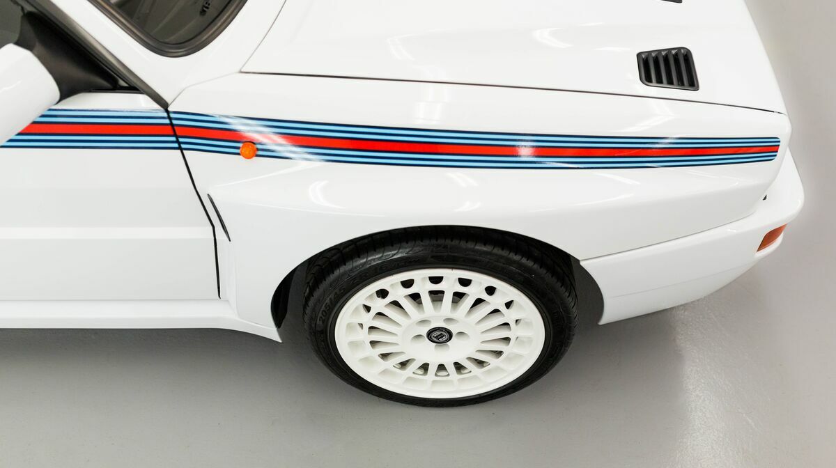 Delta Martini 5