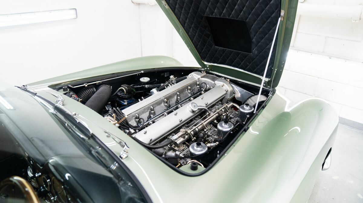 DB5 California Sage Green