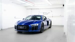 R8 V10+ Mica Racing Blue