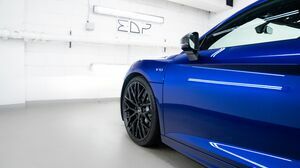 R8 V10+ Mica Racing Blue