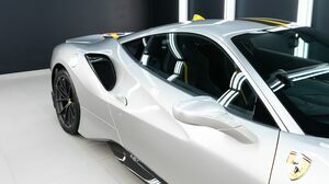 488 Pista Alluminio Lucido Livrea
